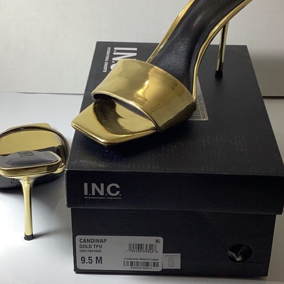 CANDINA WOMENS PATENT SQUARE TOE SLIDE SANDALS - Picture 6 of 7